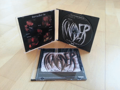 Invader (GER-2) : It Has Begun